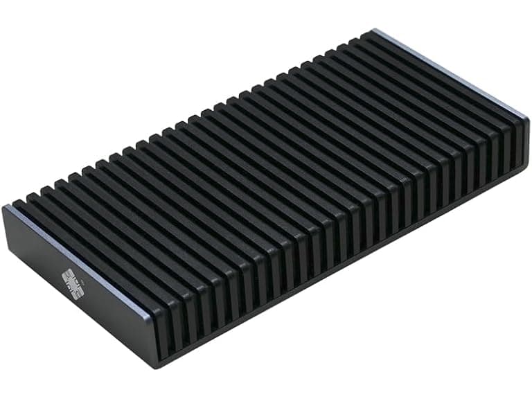 Portable NVMe USB4.0 (USB-C) SSD