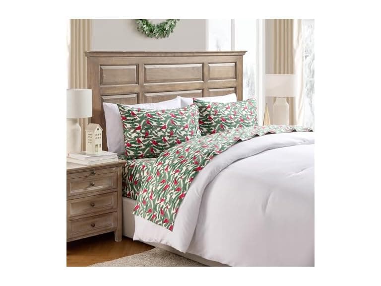 Hallmark - Holiday Sheets, 4-Piece Sets