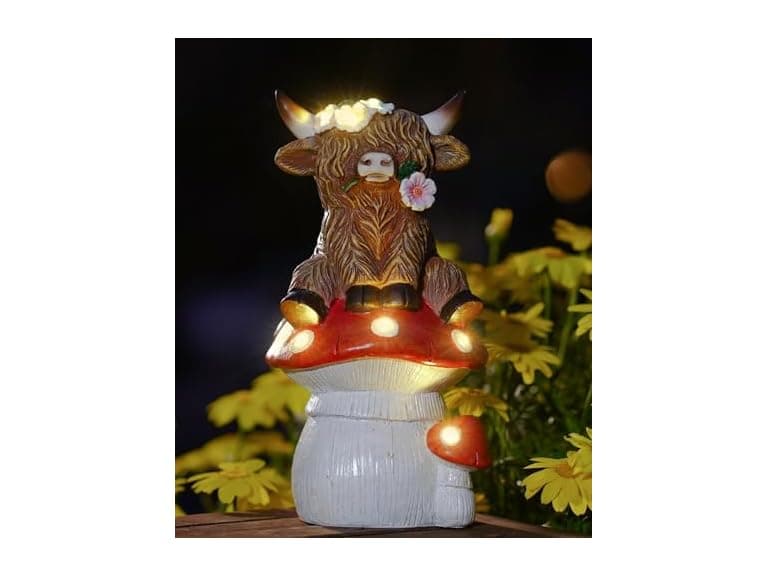 Highland Cow Mushroom Garden Décor