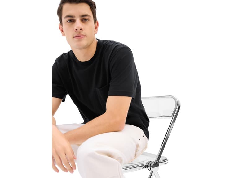 GAP Men Pocket Tee