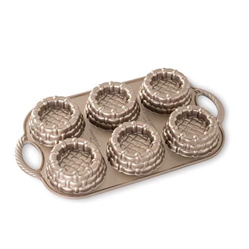 Nordic Ware 54349AMZ Shortcake...m Cakelet, Six 1/2 Cup, Toffee