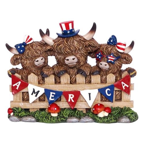 5.71inch Highland Cow 4th of July Decor, Peeking Over Fence with Red Blue White America Banner, Rustic Resin Figurine for Farmhouse Table Decoration, US 250th Independence Patriotic Memorial Day Gift