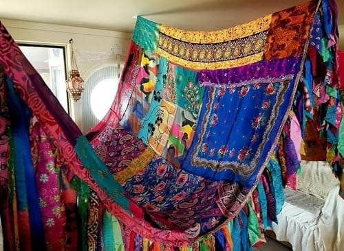 YILLE Boho Tent - Saree Tent - Bed Canopy | Bohemian Wedding Backdrop | Gypsy Hippie Decor - Floor Seating Area | Meditation Room - Glamping, X-Large
